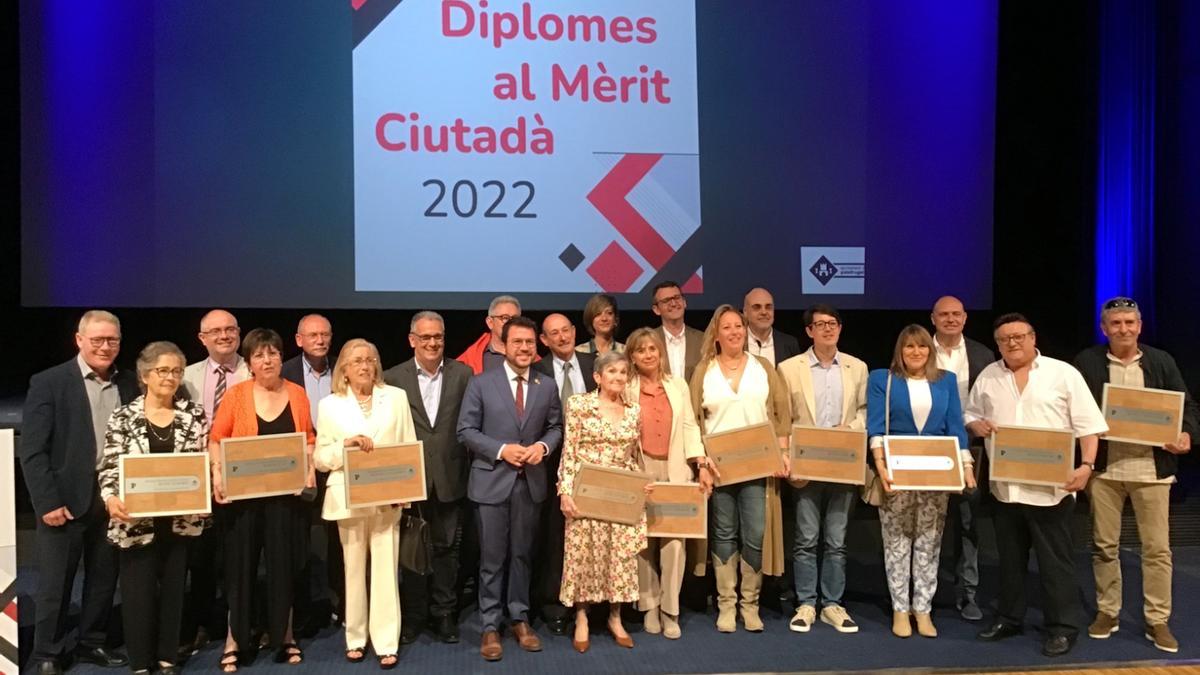 Foto de família dels hotels guardonats amb els Diplomes al Mèrit Ciutadà 2022 que ha concedit l&#039;Ajuntament de Palafrugell