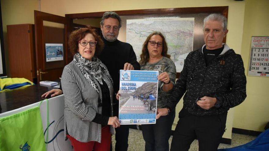 Una marea azul en bicicleta viajará de Miranda a Tortosa en defensa del agua