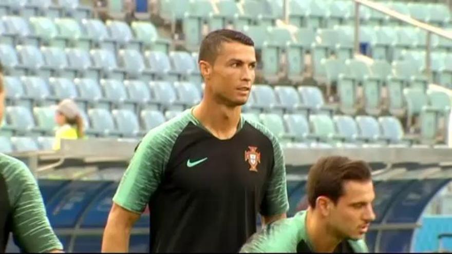 Ronaldo acepta dos años de cárcel y multa millonaria.