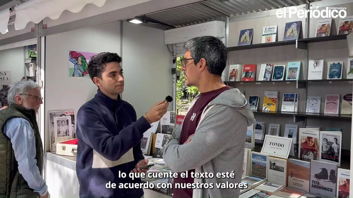 Un sello con identidad propia: La Moderna Editora destaca en la Feria del Libro de Cáceres por su feminismo y compromiso