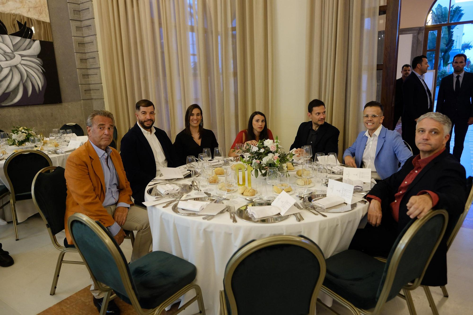 Cena del Club Voleibol Guaguas en el Hotel Santa Catalin