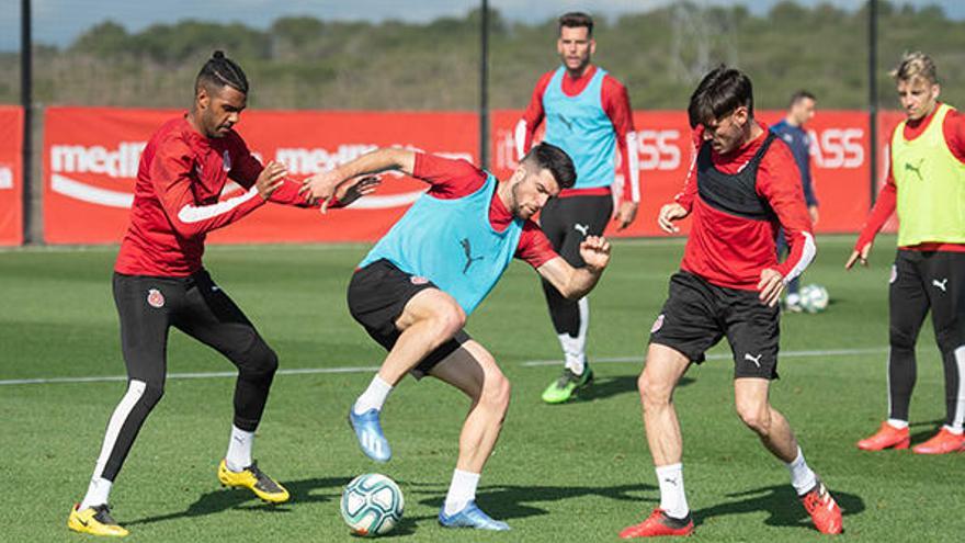 Entrenament L&#039;equip torna a la feina amb el dubte de Jonatan Soriano