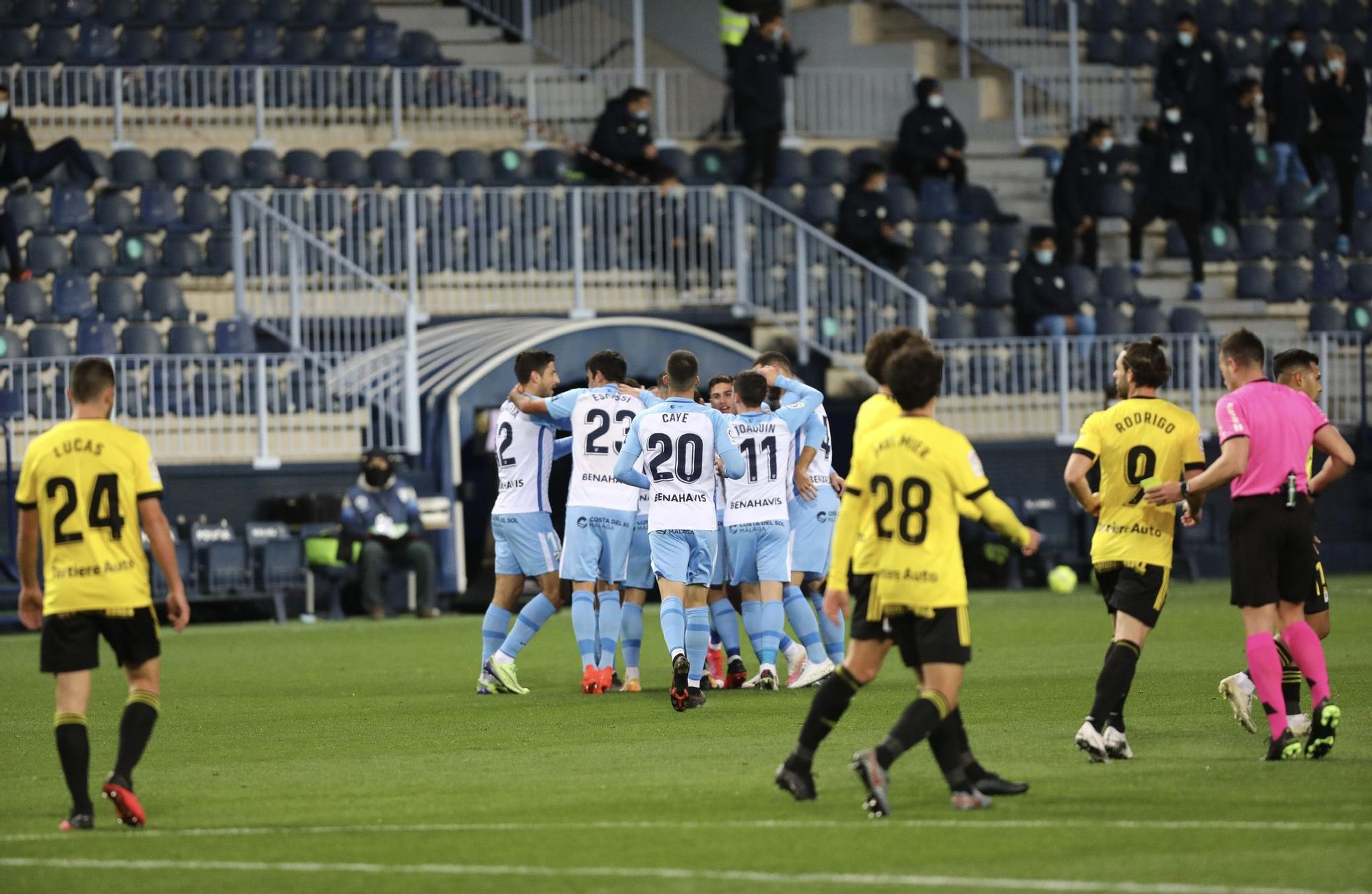 El partido entre el Málaga y el Oviedo, en imágenes