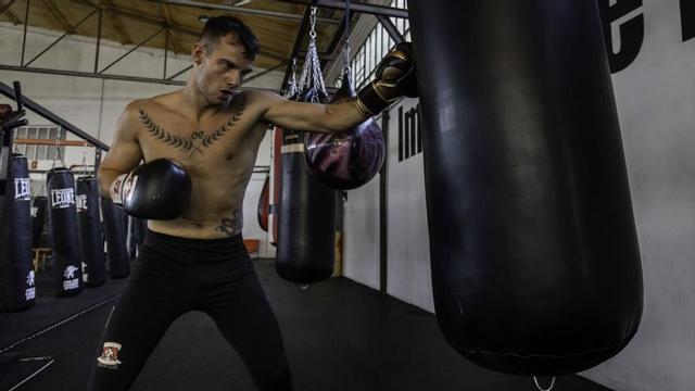 Izzan López, ayer, entrenándose en La Vieja Escuela.   | // JAVIER TENIENTE