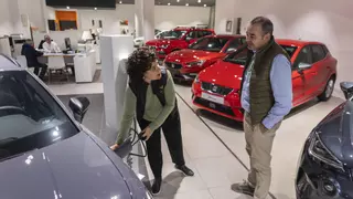 Els concessionaris valencians resistixen a la dana: més punts de venda i facturació disparada