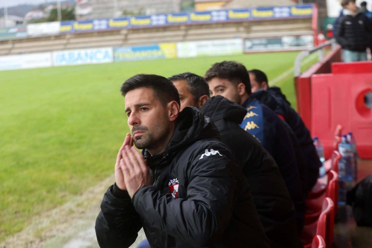 Gonzalo Fernández durante un encuentro en A Lomba.