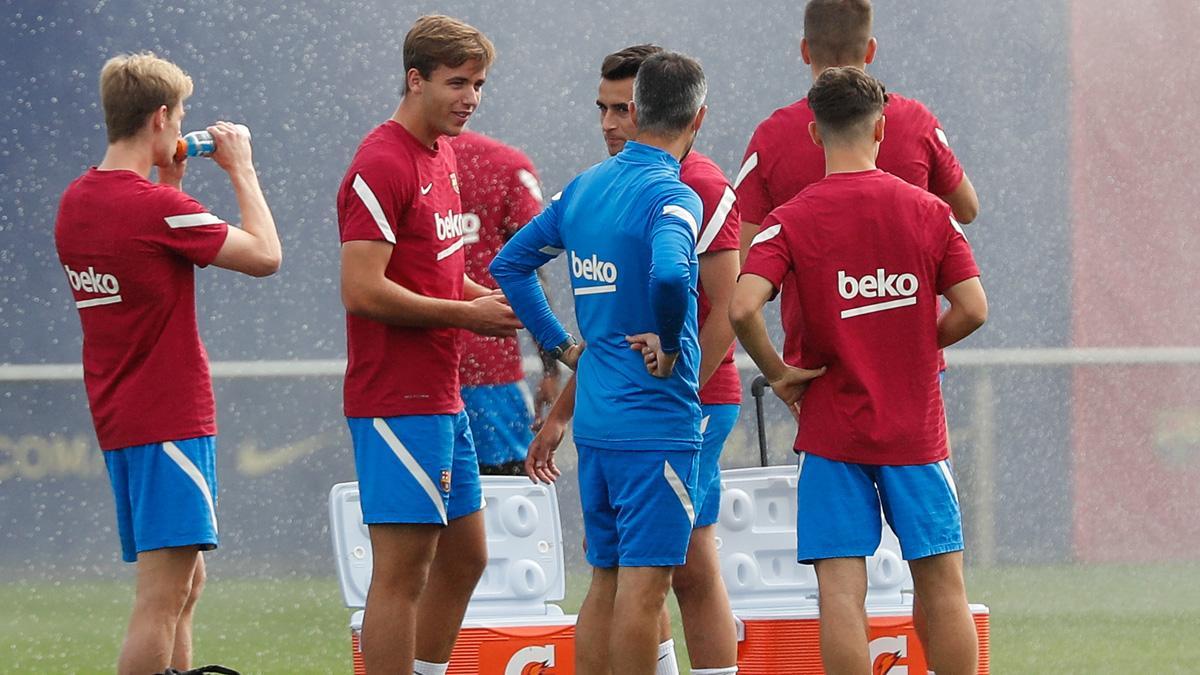 Último entrenamiento del Barça antes de viajar a Cádiz