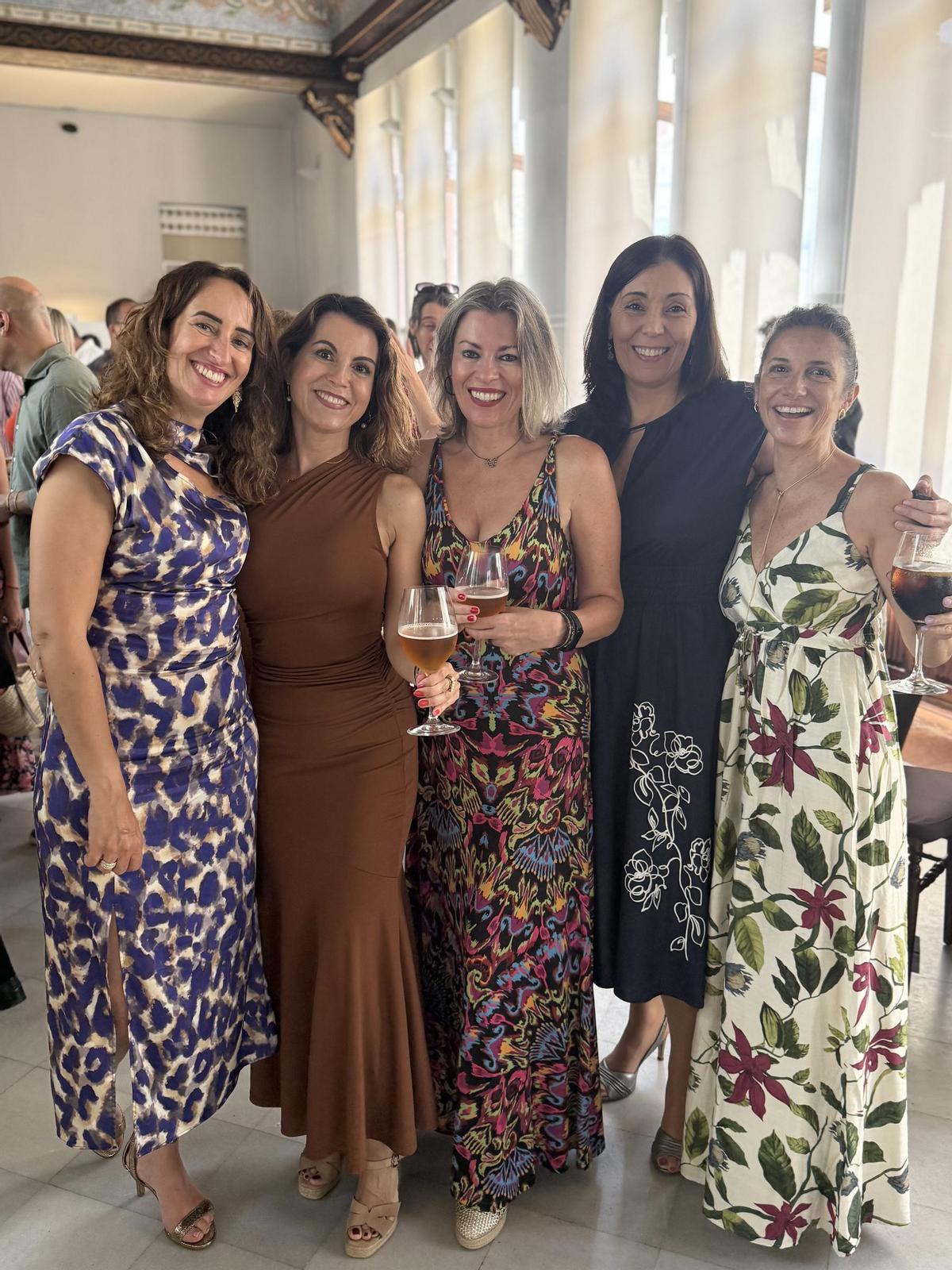 Verónica Domingo, Sonia Lázaro, Maite Sansaloni, Beatriz Llorens, Lorena Fernández Marín