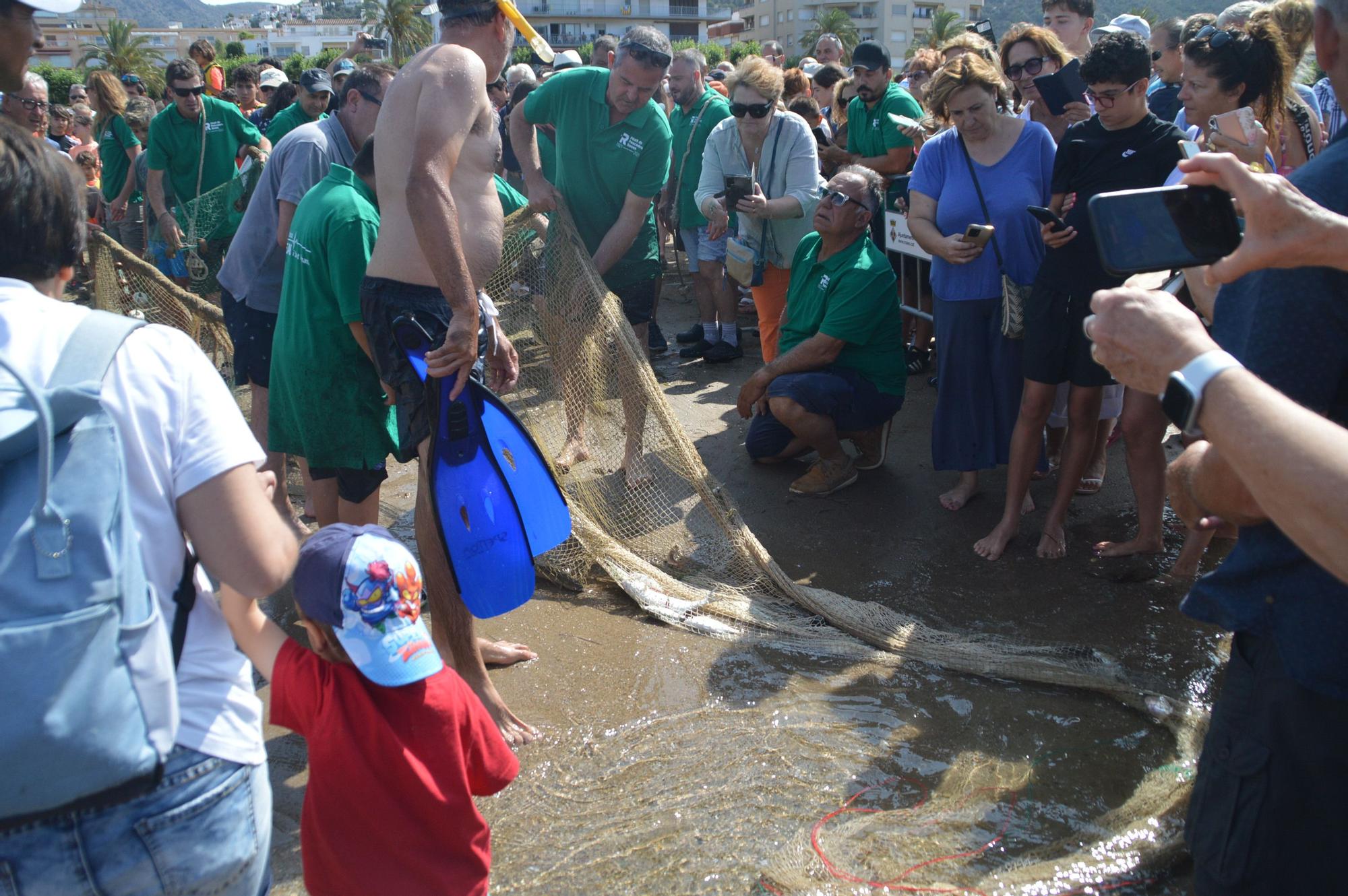 Els pescadors de Roses celebren la festa del seu patró