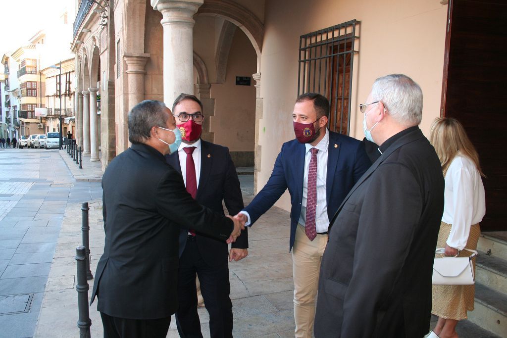 El nuncio del Papa Francisco se interesa por la reconstrucción de Lorca