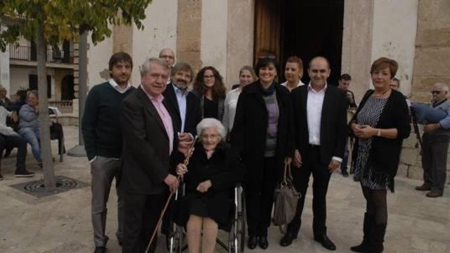 Consell homenajea a los mayores de 80 años