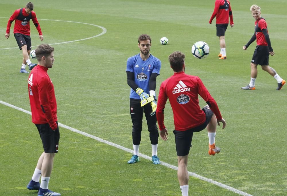Último entrenamiento del Celta antes de vsitar el Bernabéu // Alba Villar