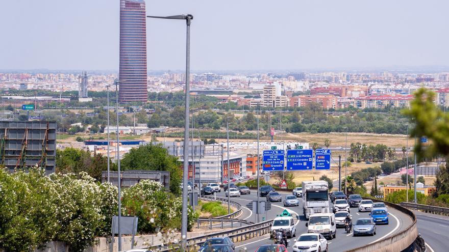 Tráfico intenso en Sevilla