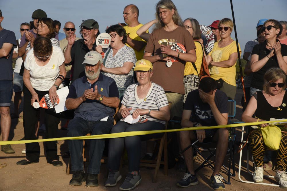 Unes 400 persones retornen al pla de Lledoners per