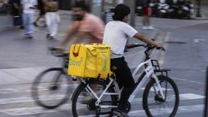 Uber compra l’amo de Glovo, la filial espanyola del qual queda en mans d’un fons