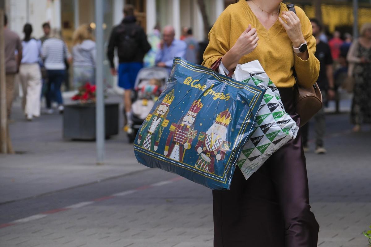 Últimas compras antes de Reyes en Mesa y López
