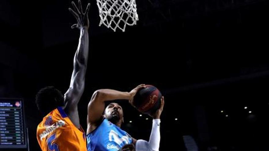 Un heroico Dubljevic rescata al Valencia Basket