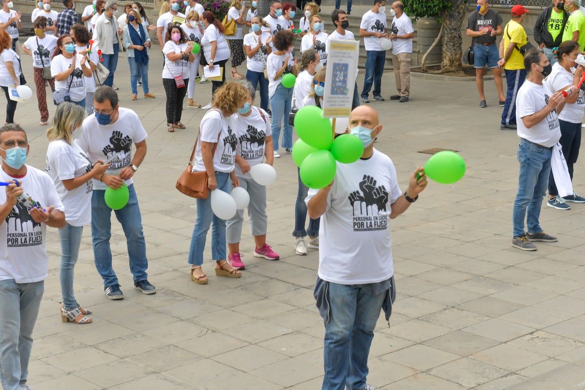 Manifestación de empleados municipales para exigir que los hagan fijos