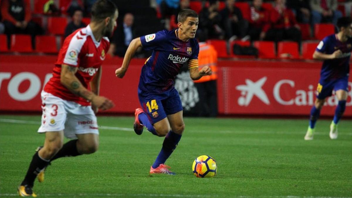 Sergi Palencia destacó en el Nou Estadi; la lesión ha quedado atrás