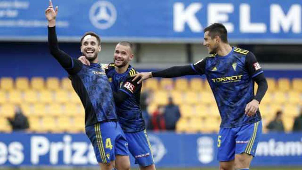 El Cádiz ganó en casa del Alcorcón