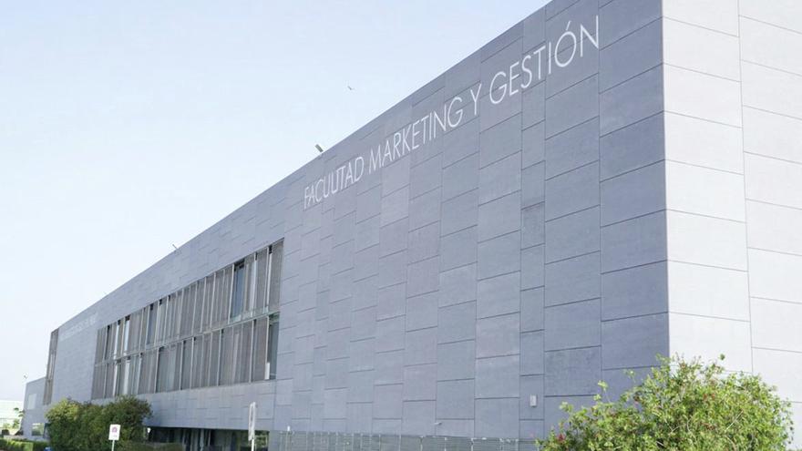 Grado en Inteligencia y analítica de mercados en la Facultad de Marketing y Gestión de la UMA