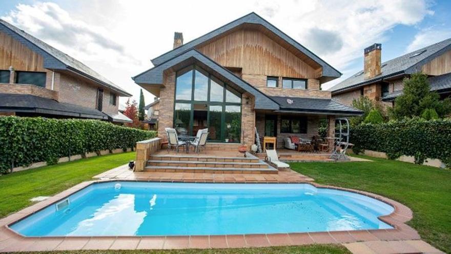 Tener piscina encarece un 9,6% el precio de la vivienda en Badajoz, más que en Madrid y Barcelona