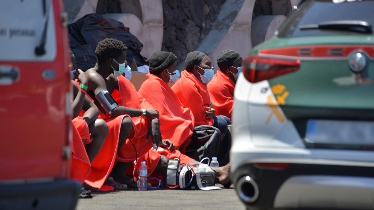 Inmigrantes llegados a El Hierro a principios de esta semana.