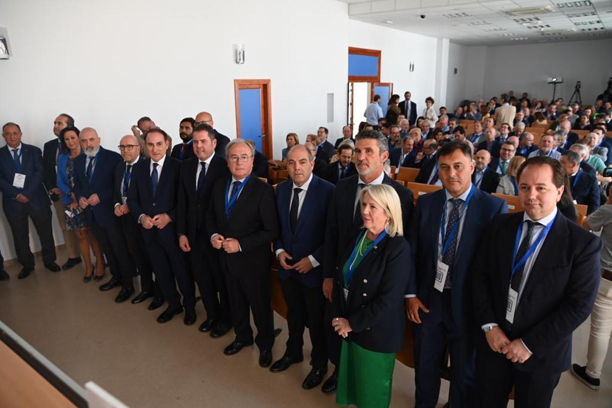 Asistentes a la asamblea anual de CECO.