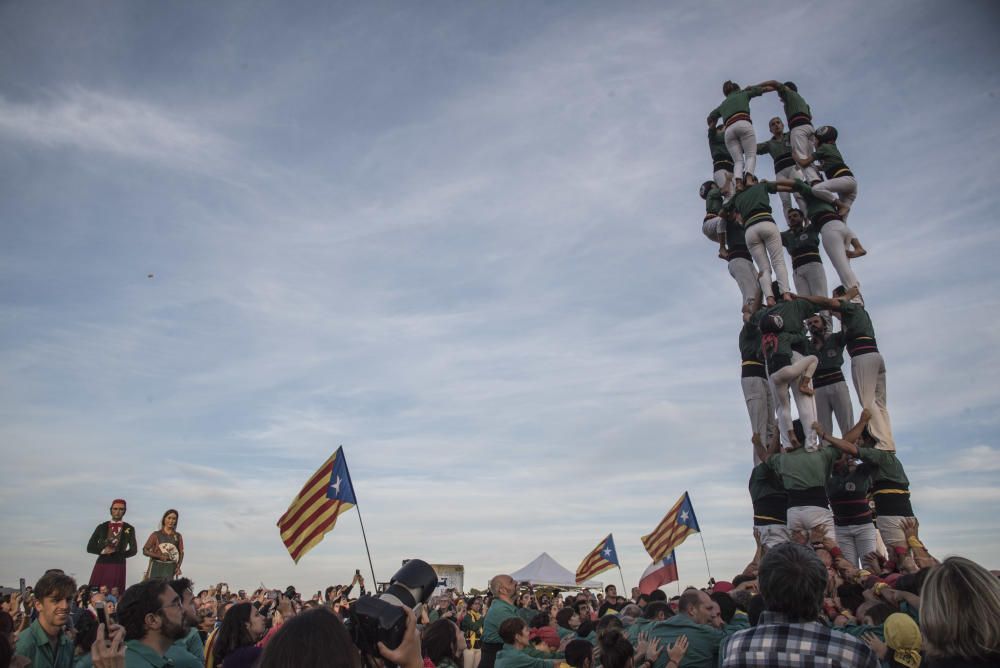 Sant Cugat porta la seva festa a Lledoners per estar al costat de Raül Romeva