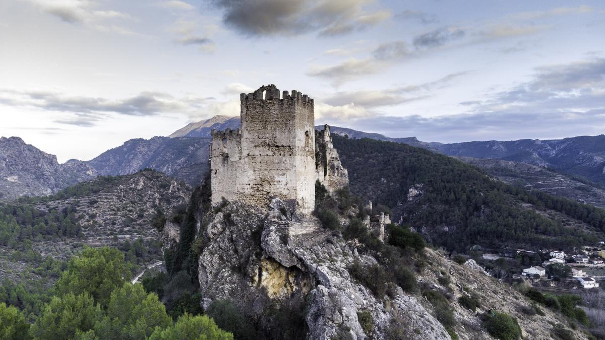 Castillo de Perputxent.