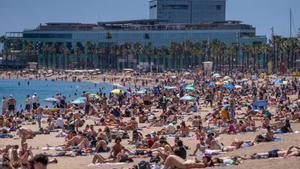 Un dia amb manta i l’endemà amb ventilador: el canvi climàtic es carrega la mitja estació i afavoreix els canvis bruscos de temperatura