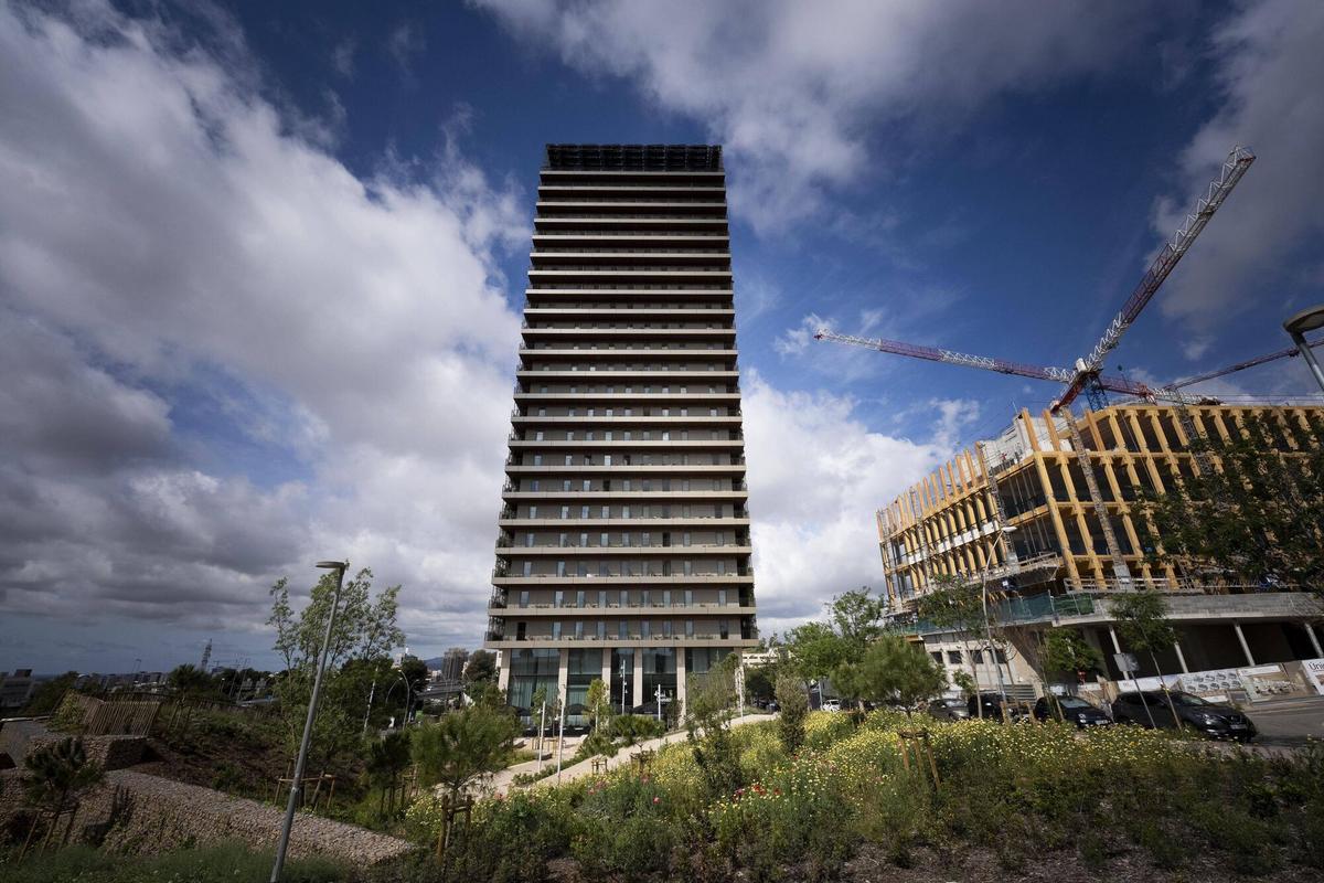 La firma internacional Hines inaugura un hotel de 526 habitacions al costat de Sant Joan de Déu a Esplugues