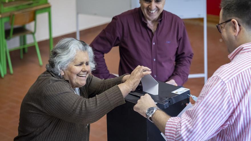 Los portugueses votan por tercera vez en tres años en busca de la estabilidad política