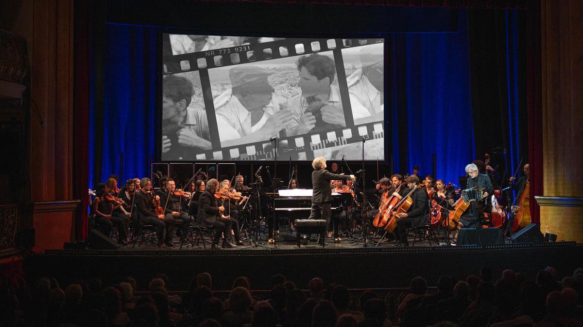 Un momento del espectáculo Cinema Paradiso, dentro de Fimucité
