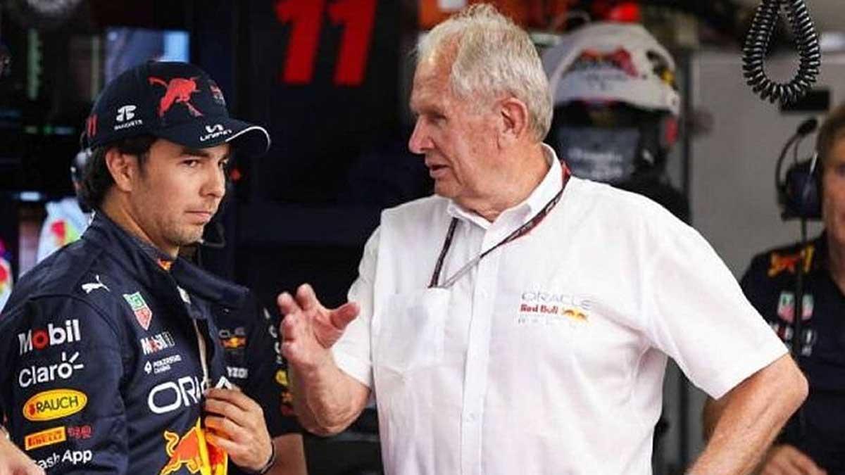 Checo Pérez y Helmut Marko, durante un gran premio