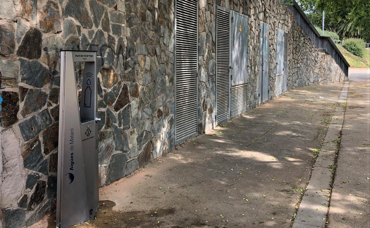 Mataró instal·la un nou prototip de font al parc Central