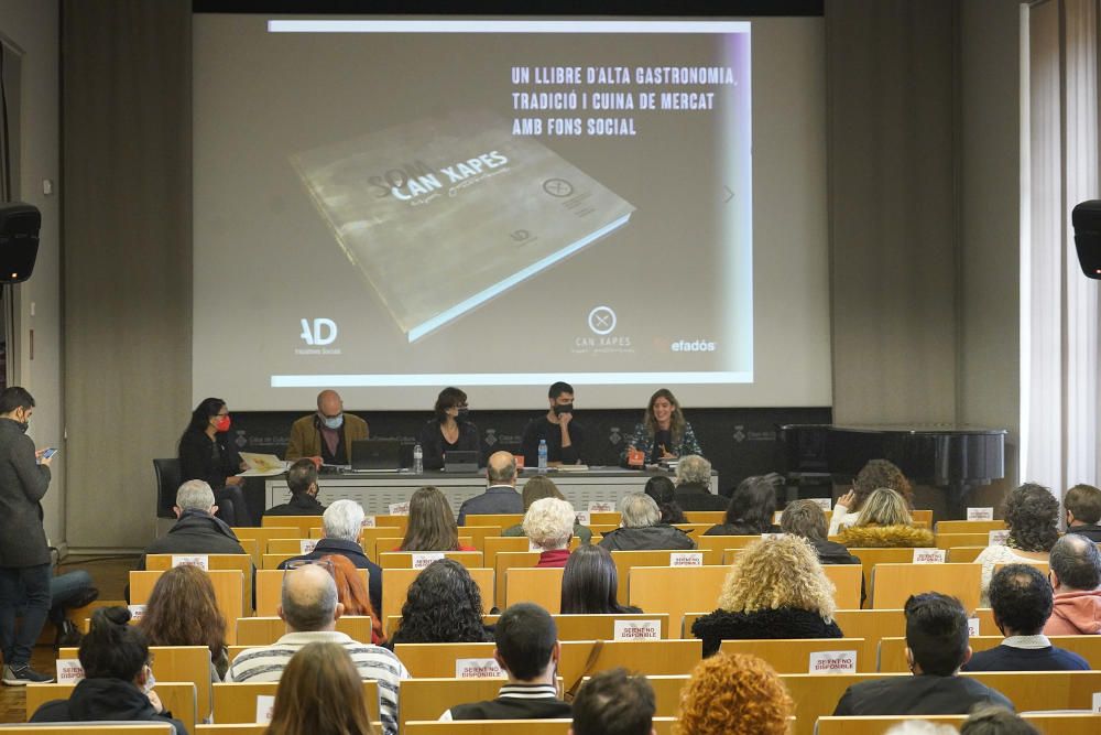 Presentació del llibre a la Casa de Cultura de Girona.
