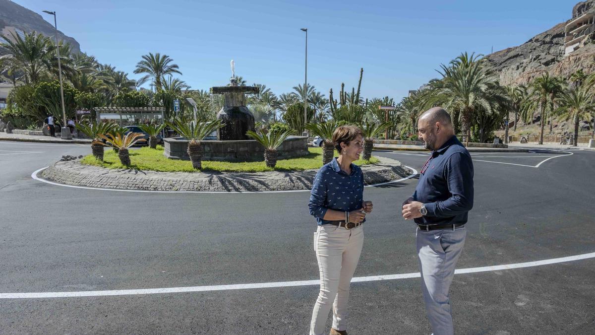 Por la izquierda, Onalia Bueno y Carlos Álamo.