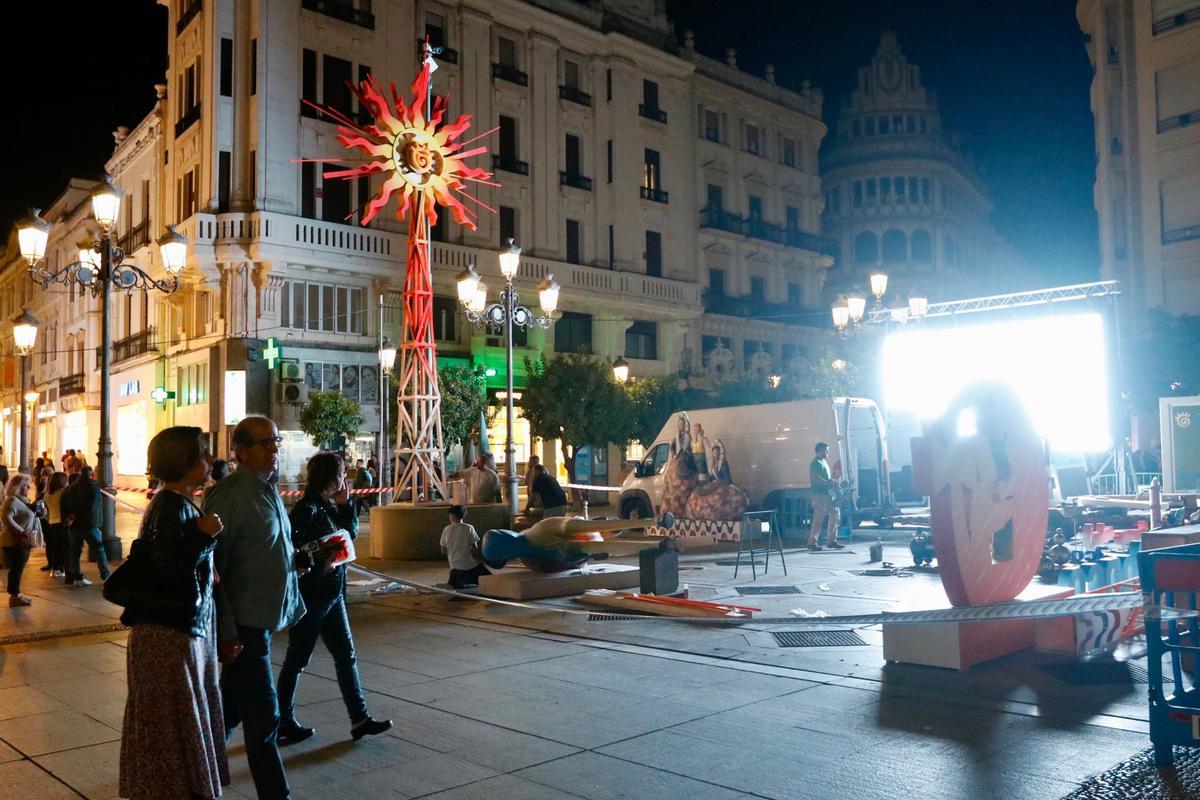 Montaje en la plaza de las Tendillas este miércoles para la 'mascletá' del fin de semana.