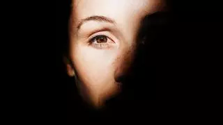 Alberto Villarroya, óptico optometrista, desvela los trastornos que pueden diagnosticarse con una fotografía de nuestros ojos: "Puede predecir el TDAH"
