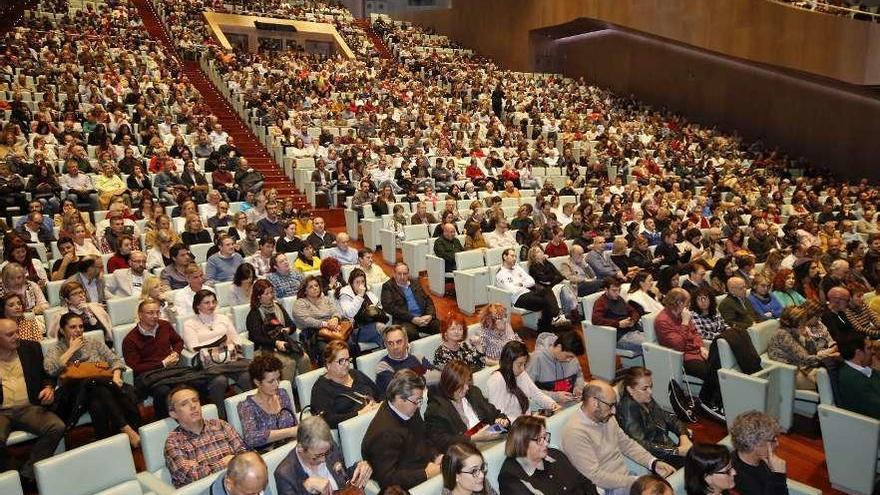 Numeroso público acudió a la actuación del célebre grupo argentino. // Alba Villar