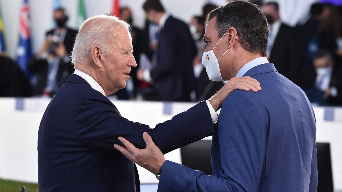 El president espanyol, Pedro Sánchez, va mantenir una breu conversa amb Joe Biden