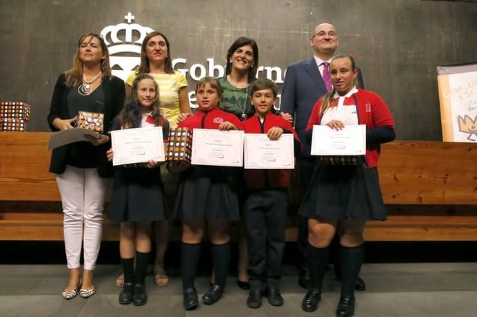 Delia Padrón Presentación del ganador del Concurso Escolar ¿Qué es un rey para ti?