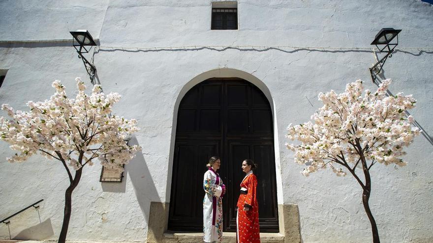 La lluvia retrasa el Festival Sakura de cultura japonesa en Alfarnate