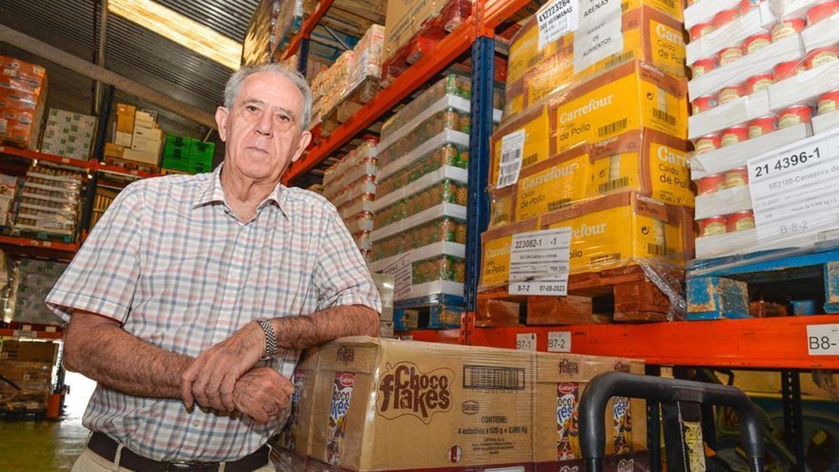 Pedro Llorca en el Banco de Alimentos de Las Palmas.