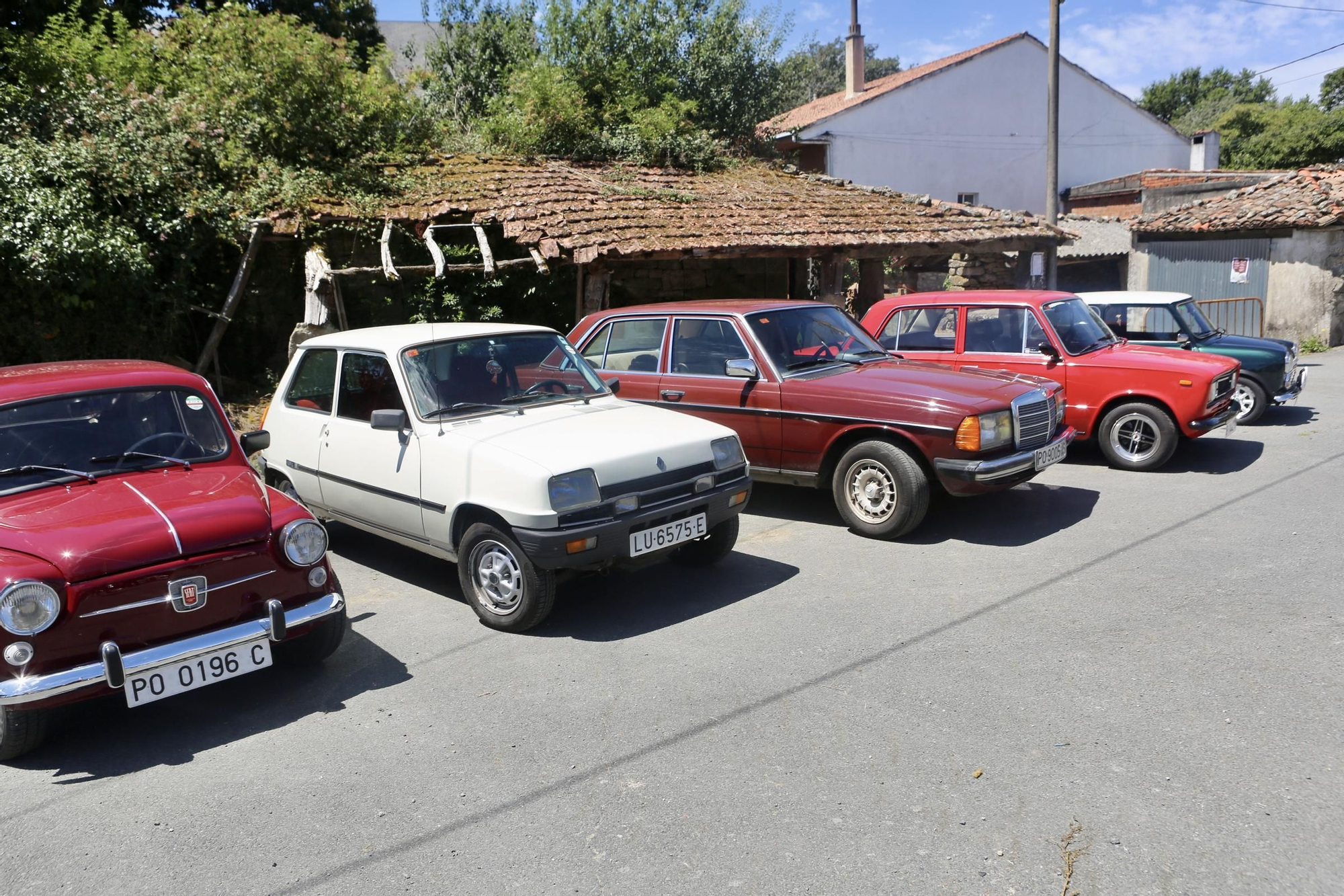 A mostra contaba tamén con coches clásicos.
