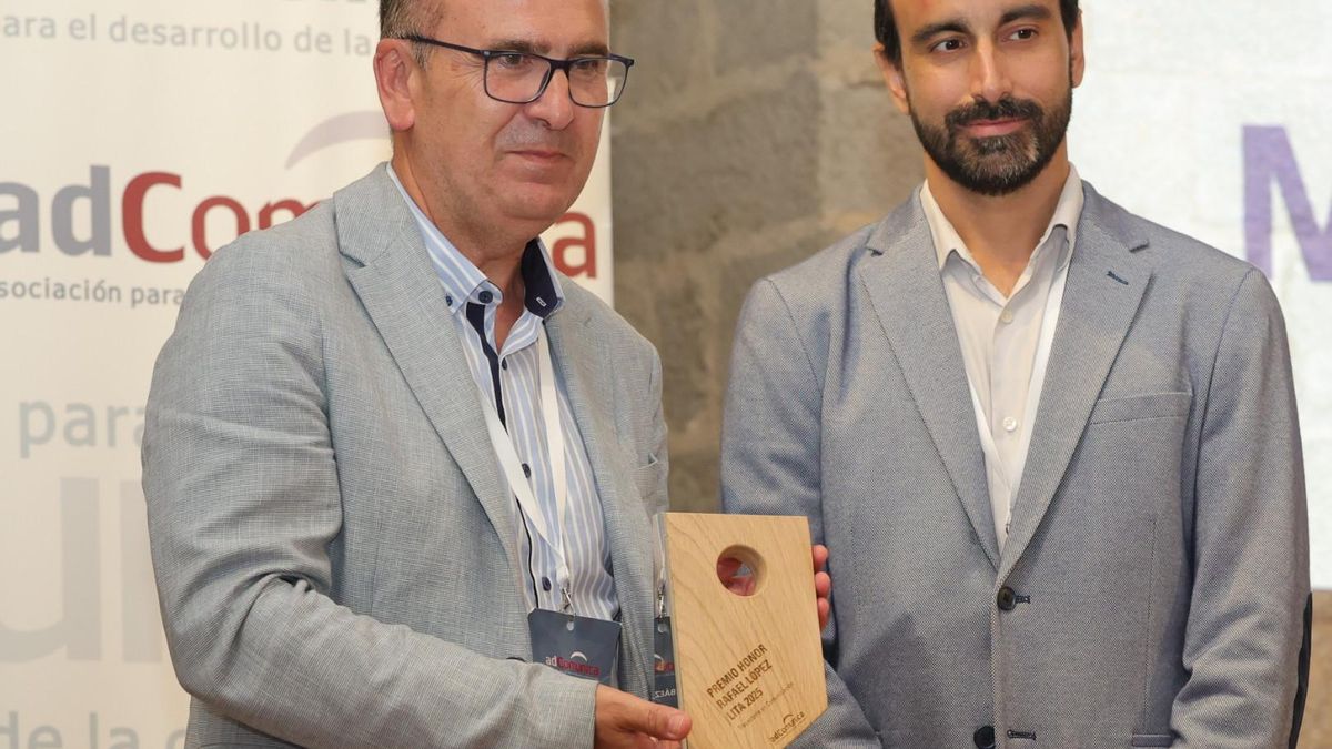 Galería de fotos: ‘Mediterráneo’ recibe el Premio de Honor de adComunica en su centenario