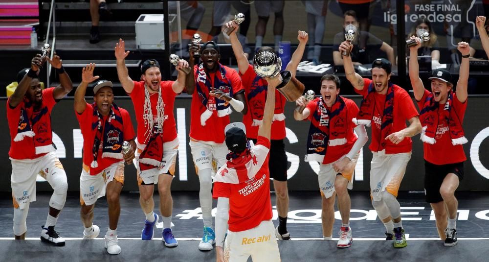 Baloncesto, Final de la Liga Endesa: Barcelona - Baskonia.