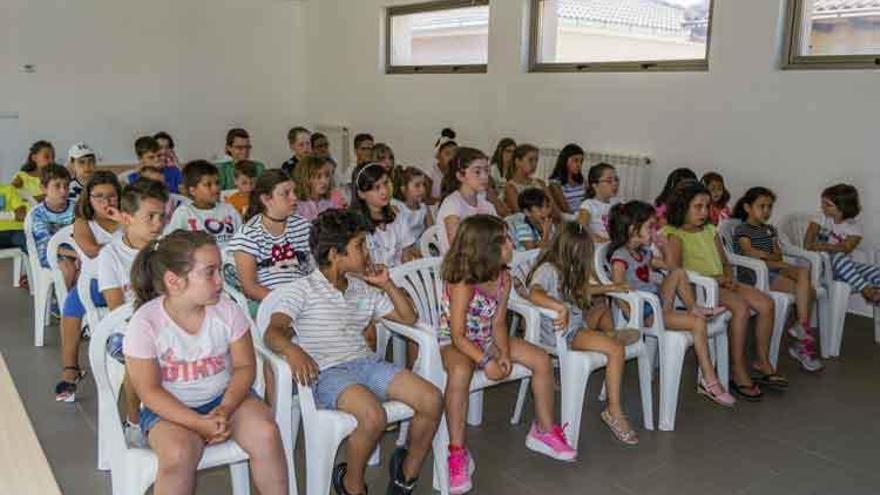 40 niños participaron en el taller.