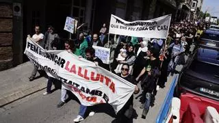La manifestació de l'1 de maig aplega unes 300 persones a Manresa sota el lema "Fem avançar la lluita"